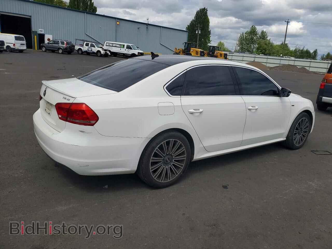 2015 VOLKSWAGEN PASSAT - VIN: 1VWBT7A38FC046472 - Фото 3