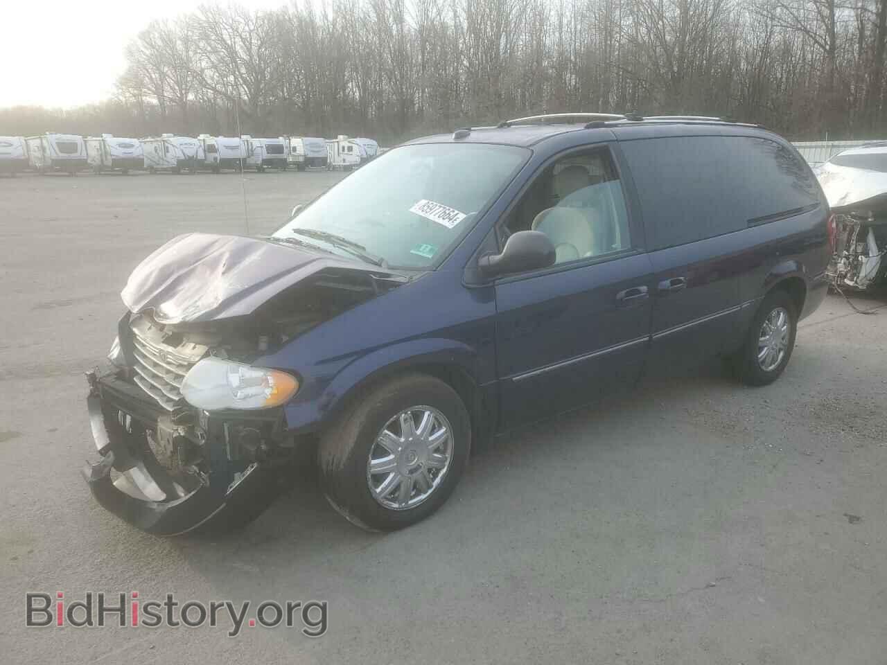 Фотография 2C8GP64L15R365221 - CHRYSLER MINIVAN 2005