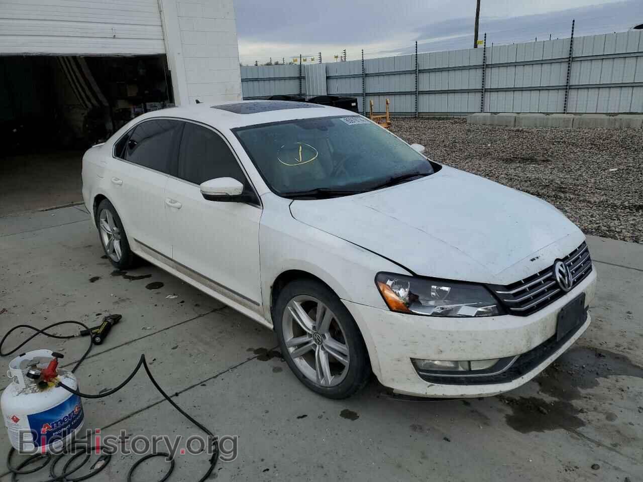 2015 VOLKSWAGEN PASSAT - VIN: 1VWCV7A37FC044260 - Фото 4