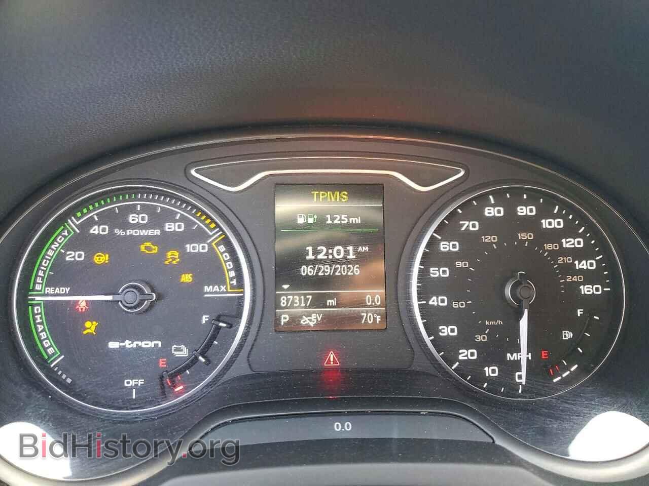 2018 AUDI A3 - VIN: WAUUPBFF5JA067934 - Photo 9