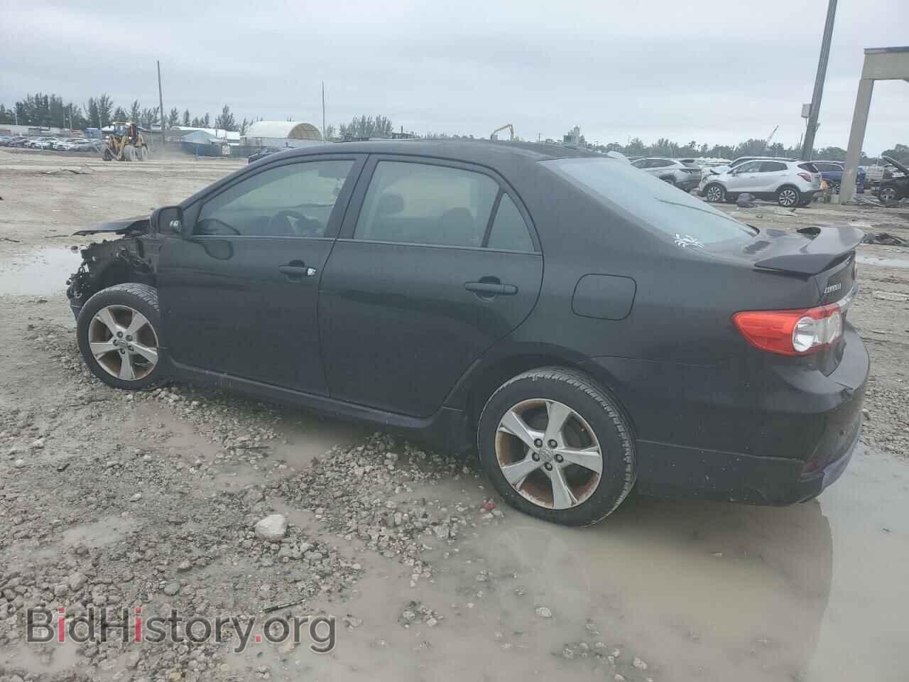 2011 TOYOTA COROLLA - VIN: 2T1BU4EEXBC640928 - Фото 2