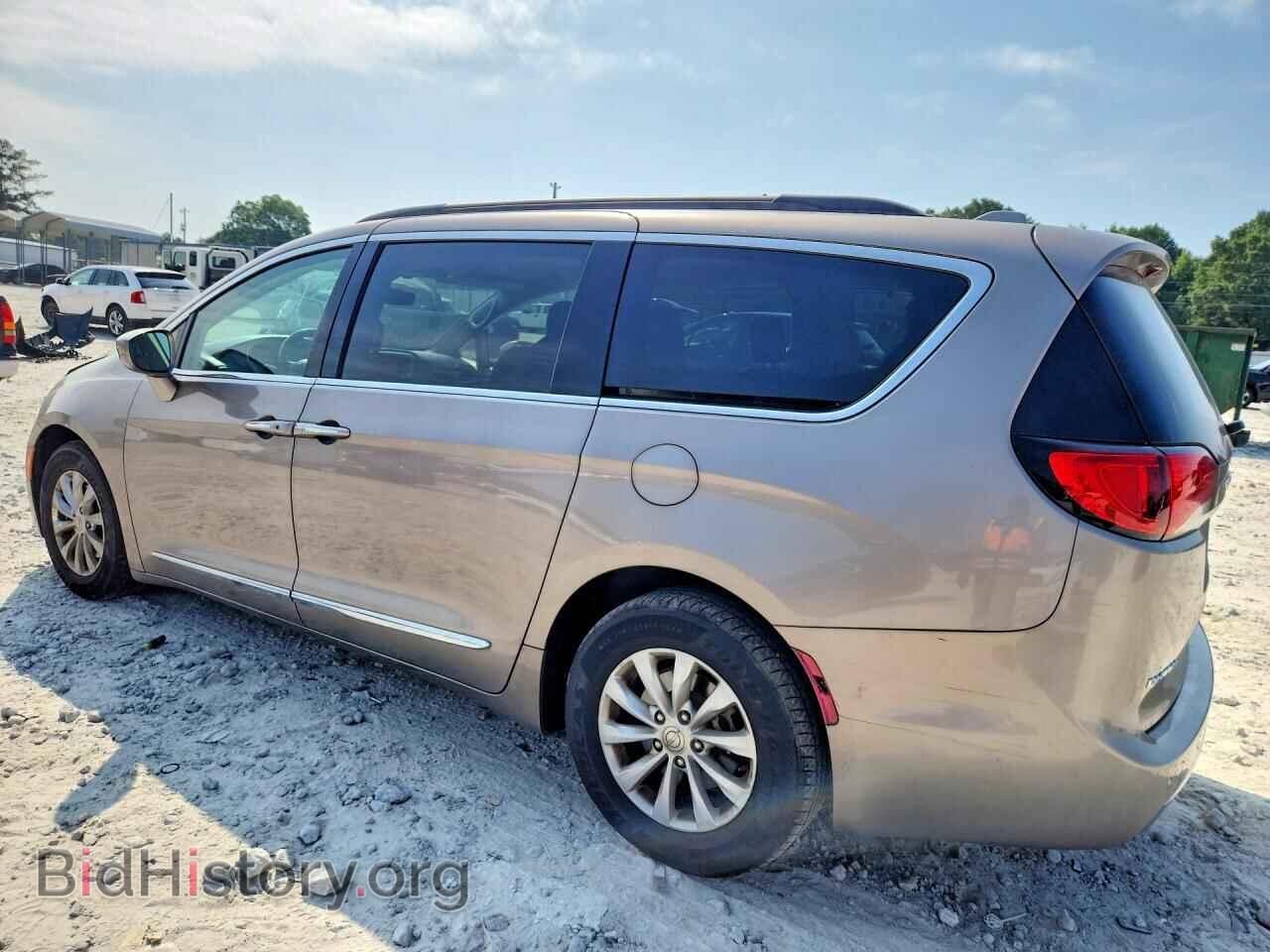 2017 CHRYSLER PACIFICA - VIN: 2C4RC1BG6HR535088 - Photo 2