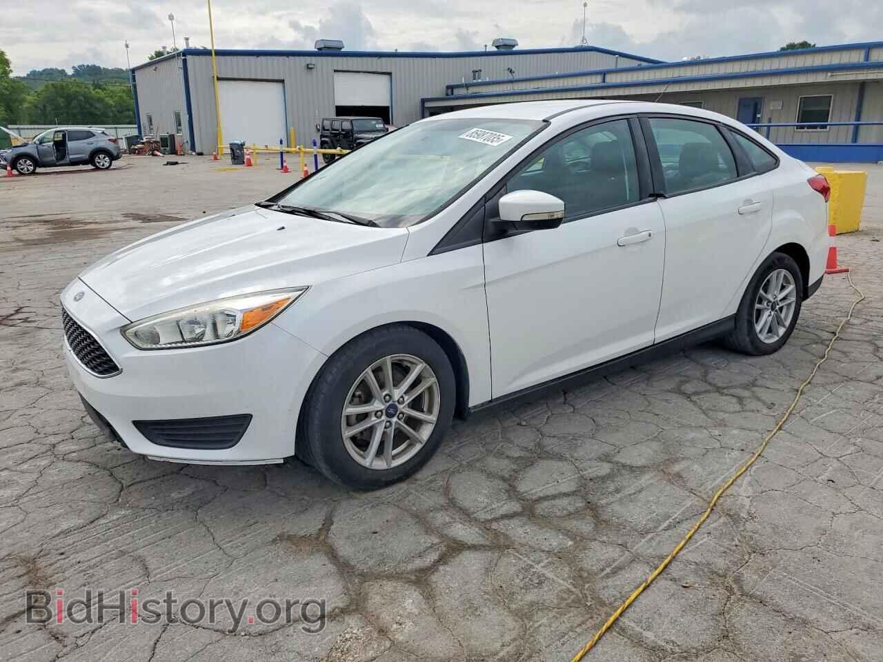Photo 1FADP3F27HL275615 - FORD FOCUS 2017