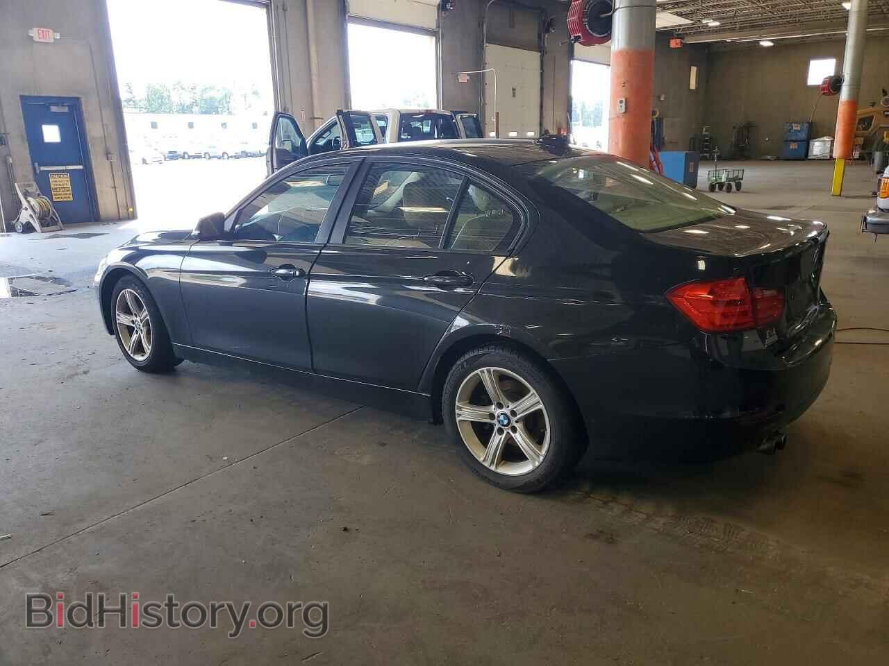 2013 BMW 3 SERIES - VIN: WBA3B3C57DF542003 - Фото 2