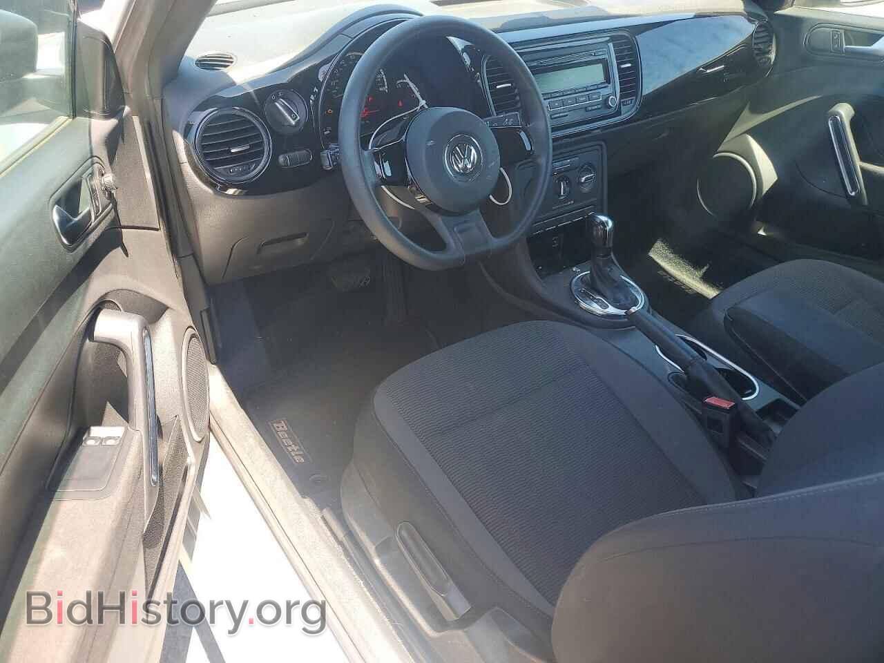 2013 VOLKSWAGEN BEETLE - VIN: 3VWFP7ATXDM646878 - Фото 8