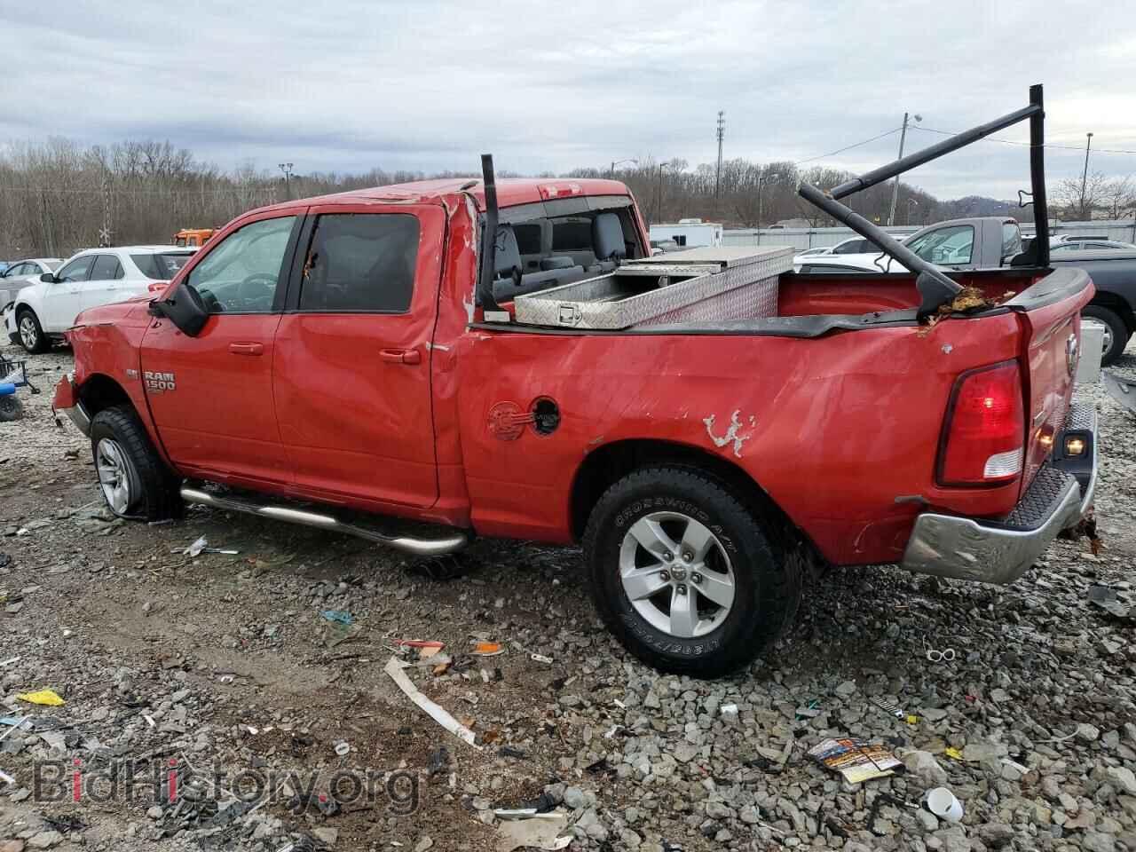 2019 RAM 1500 - VIN: 1C6RR7TT7KS596699 - Фото 2