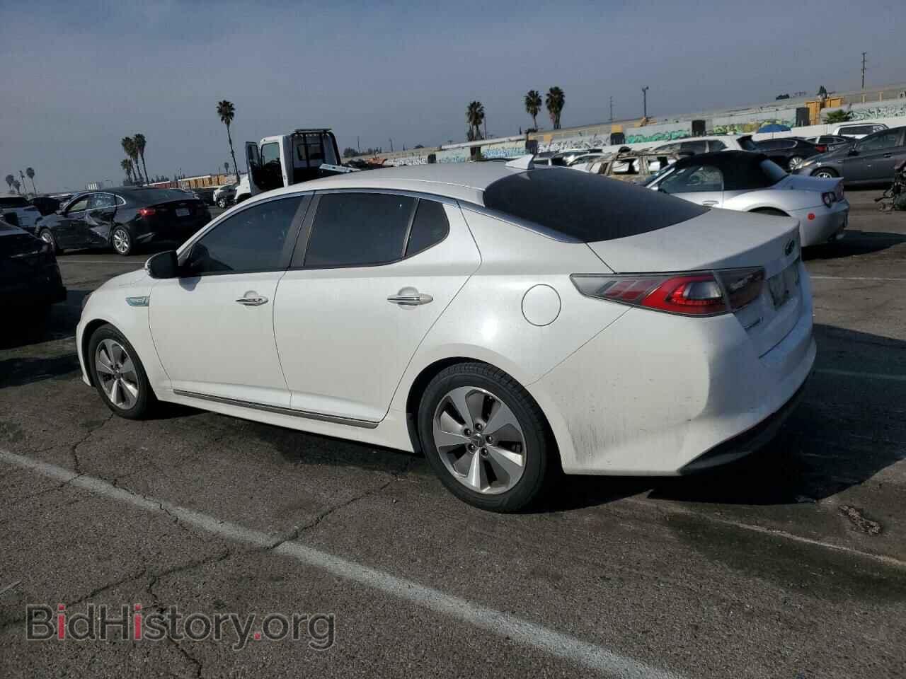 2014 KIA OPTIMA - VIN: KNAGN4AD0E5073420 - Фото 2