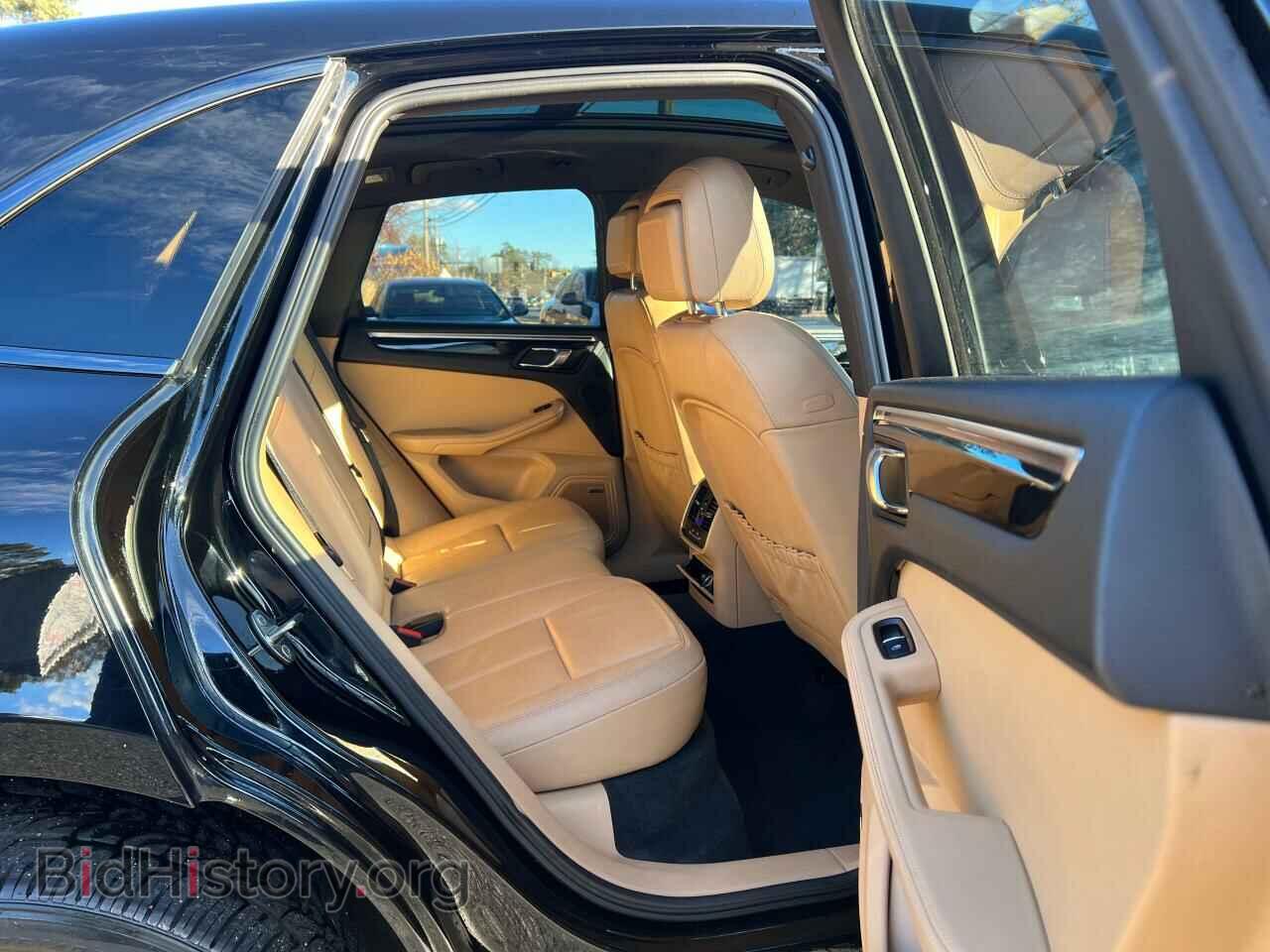 2017 PORSCHE MACAN - VIN: WP1AB2A55HLB11043 - Фото 6