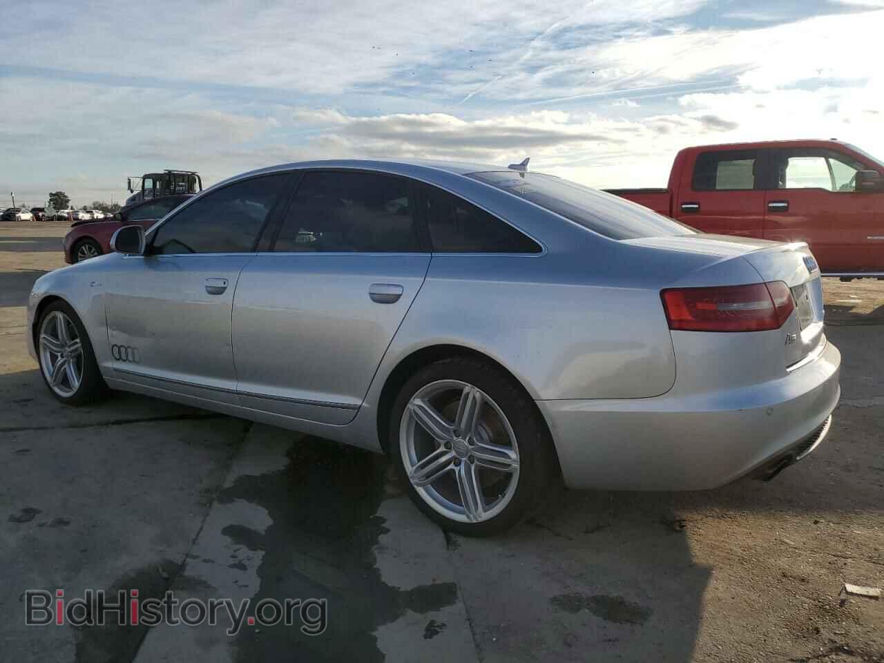 2011 AUDI A6 - VIN: WAUFGAFB8BN059465 - Фото 2