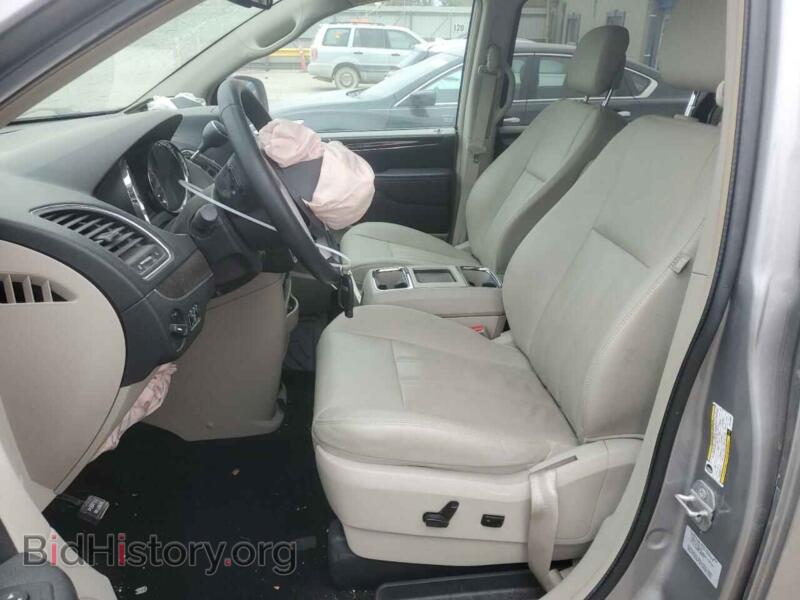 2016 Chrysler MINIVAN (VIN 2C4RC1BG4GR113903) — photo 7 of 13