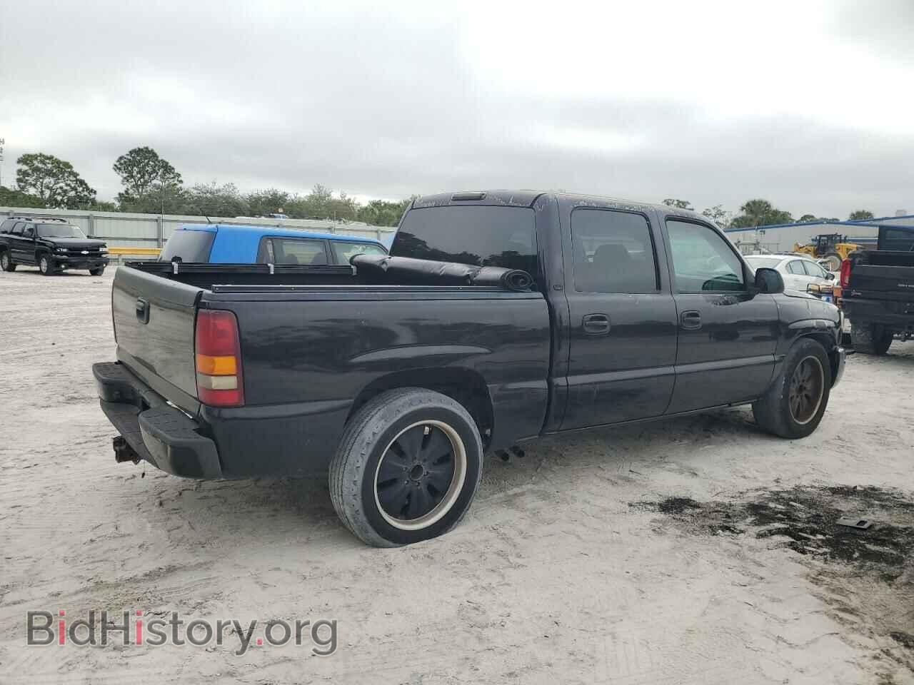 2006 GMC SIERRA - VIN: 2GTEC13T861143946 - Фото 3