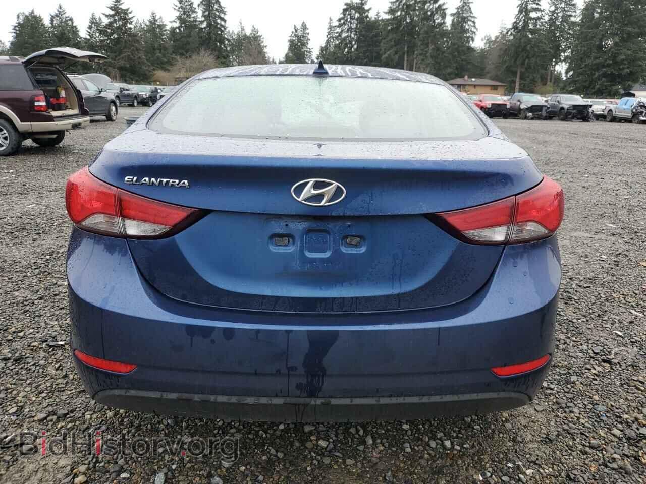 2016 HYUNDAI ELANTRA - VIN: 5NPDH4AE2GH679651 - Фото 6