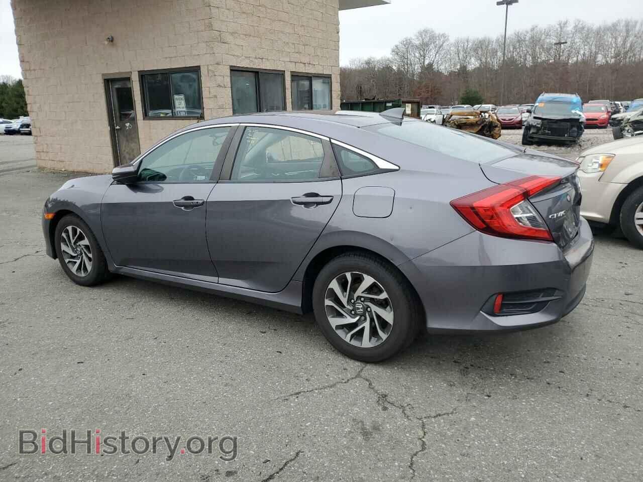 2018 HONDA CIVIC - VIN: 19XFC2F72JE203708 - Фото 2