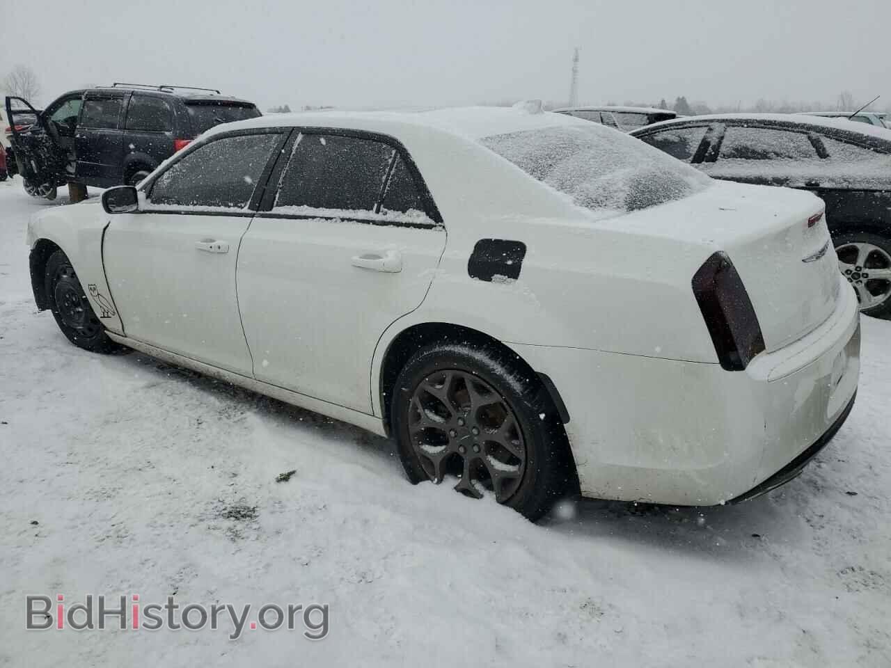 2018 CHRYSLER 300 - VIN: 2C3CCAGG3JH191721 - Фото 2