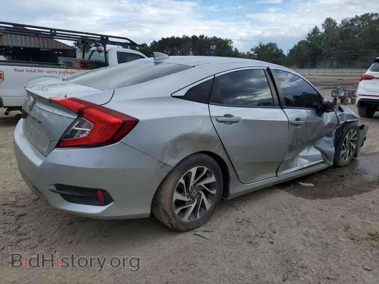 2017 HONDA CIVIC - VIN: 19XFC2F73HE038097 - Фото 3