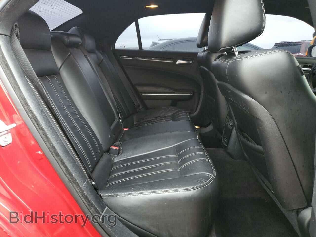 2017 CHRYSLER 300 - VIN: 2C3CCAGG0HH637740 - Фото 10