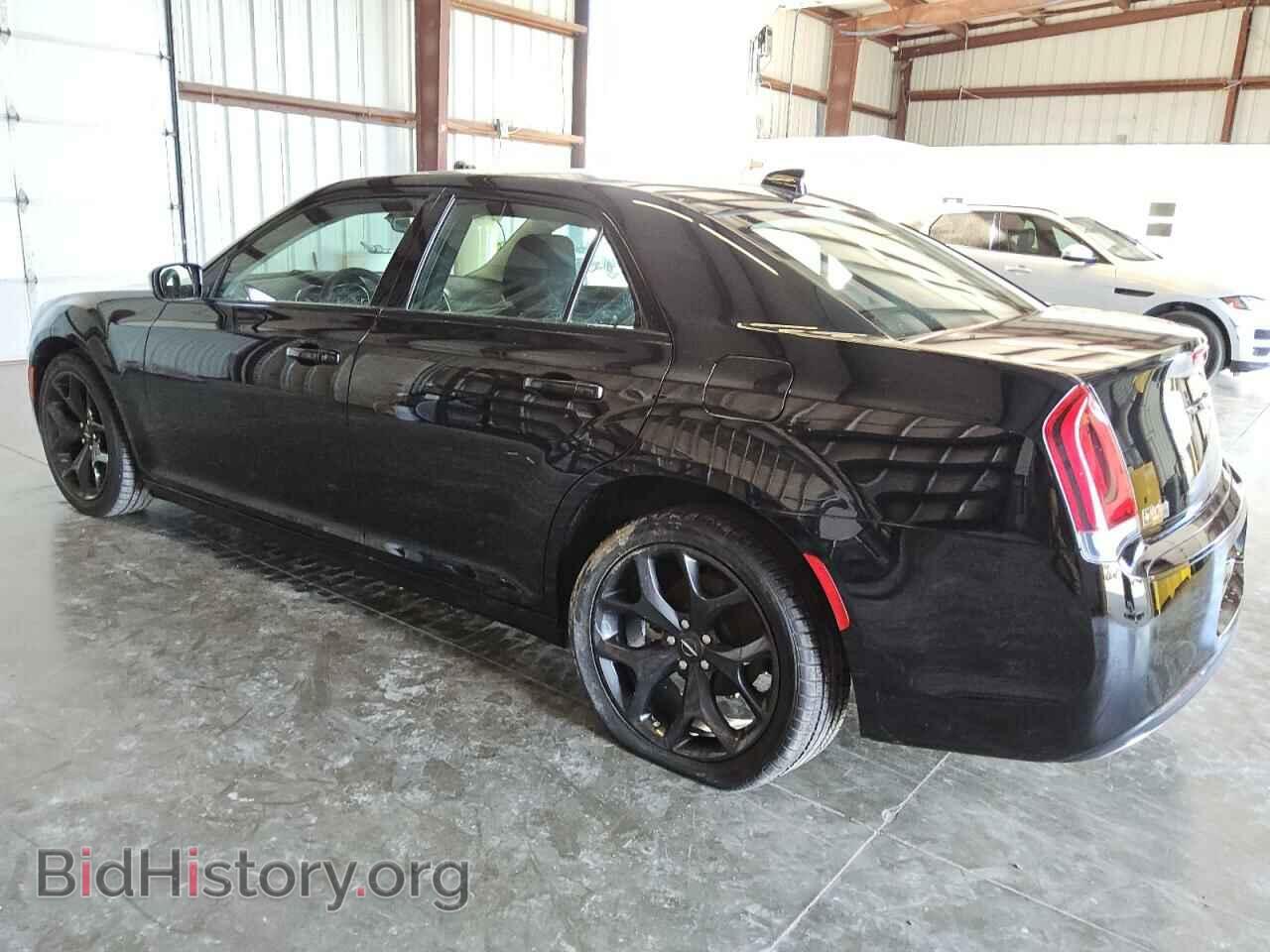 2023 CHRYSLER 300 - VIN: 2C3CCAAG8PH684120 - Фото 2