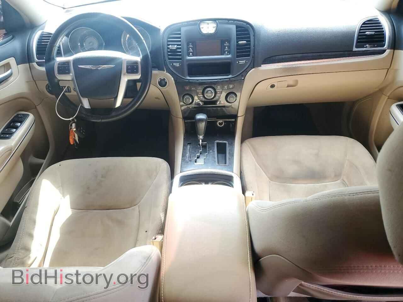 2011 CHRYSLER 300 - VIN: 2C3CA4CG4BH526435 - Фото 8