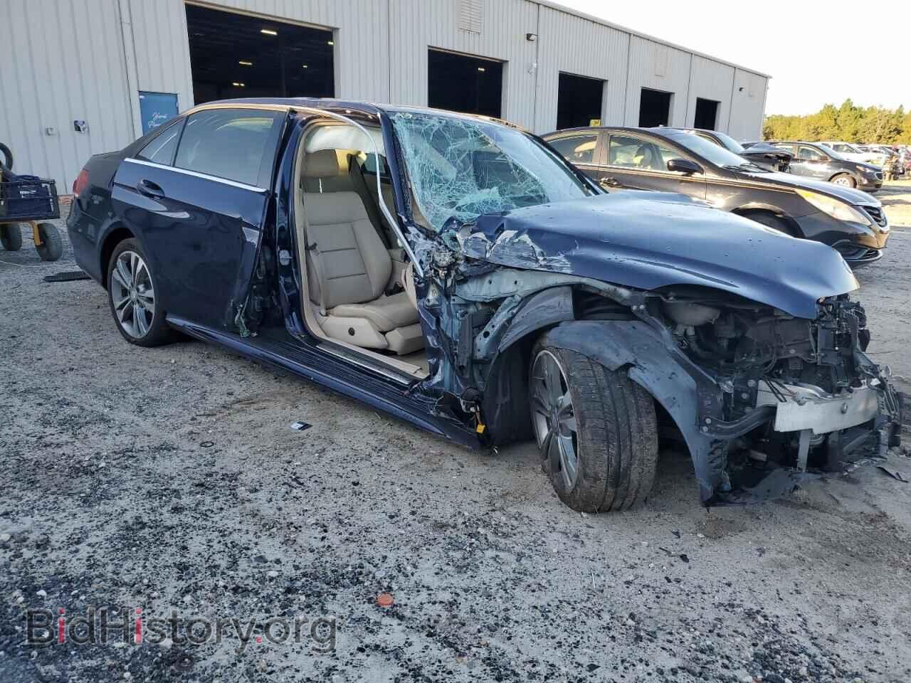 2014 MERCEDES-BENZ E-CLASS - VIN: WDDHF5KB5EA827805 - Фото 4