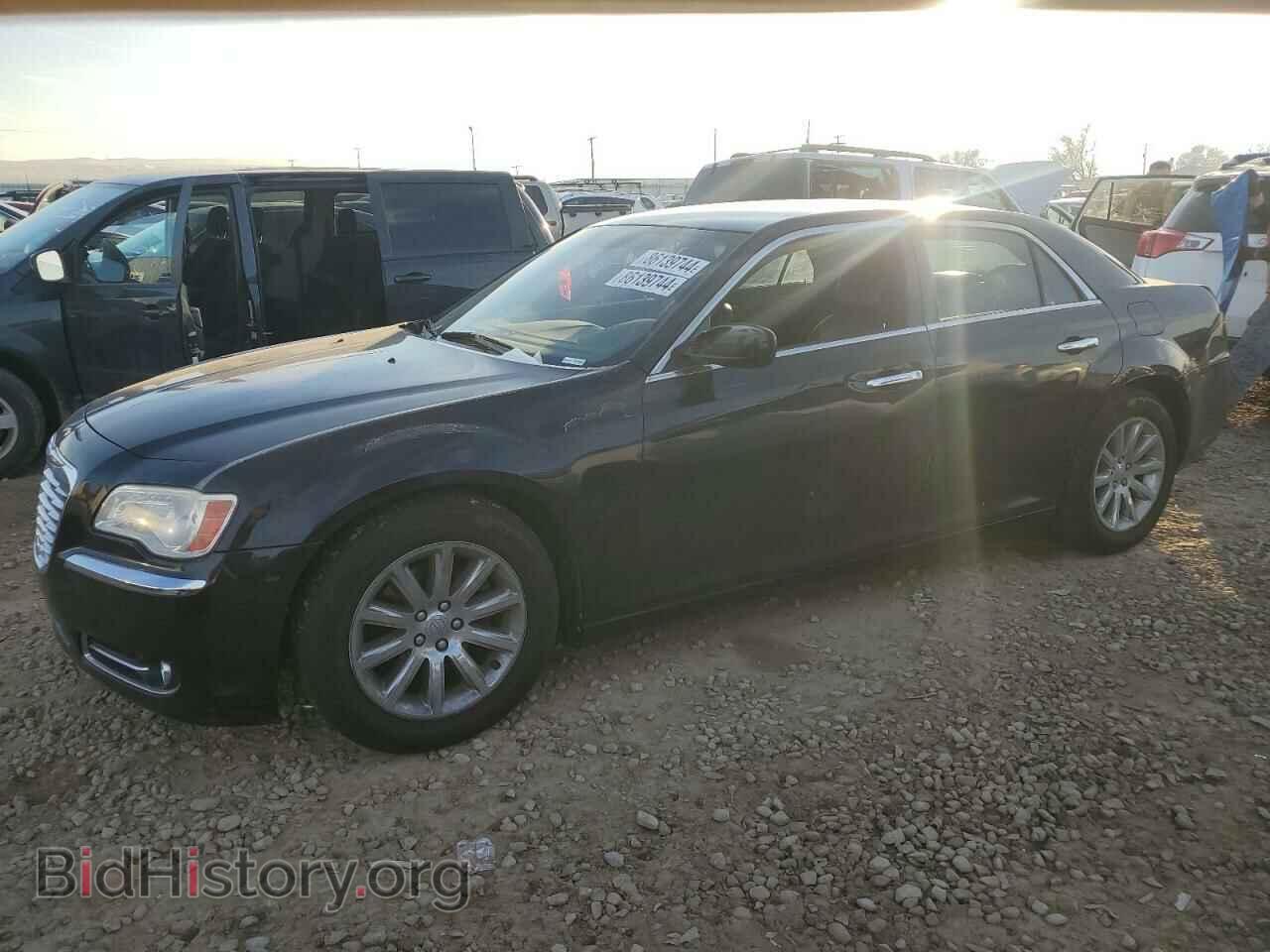 Фотография 2C3CCACG6CH249863 - CHRYSLER 300 2012