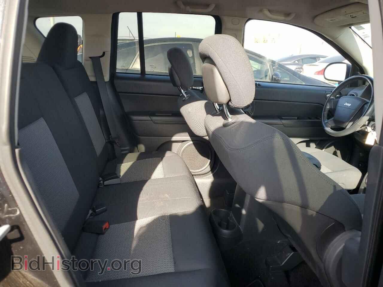 2010 JEEP COMPASS - VIN: 1J4NT4FB9AD506332 - Фото 11
