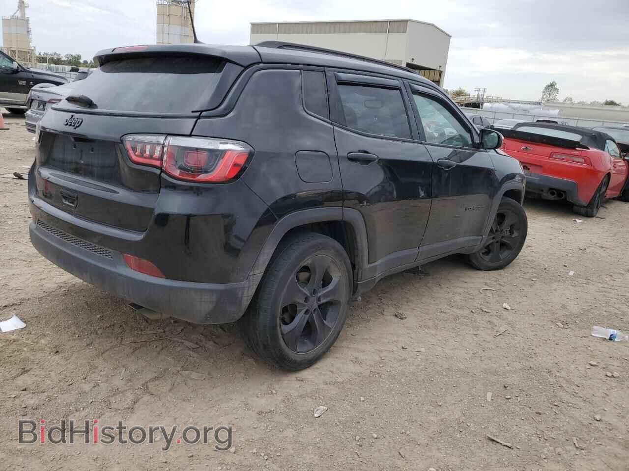 2019 JEEP COMPASS - VIN: 3C4NJCBB2KT706637 - Фото 3