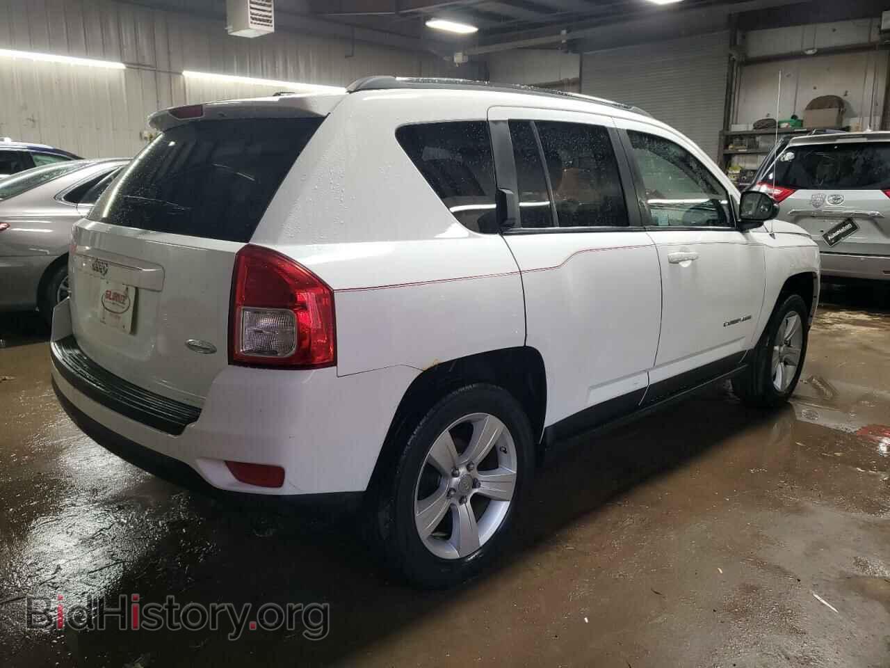 2011 JEEP COMPASS - VIN: 1J4NF1FB1BD282819 - Фото 3