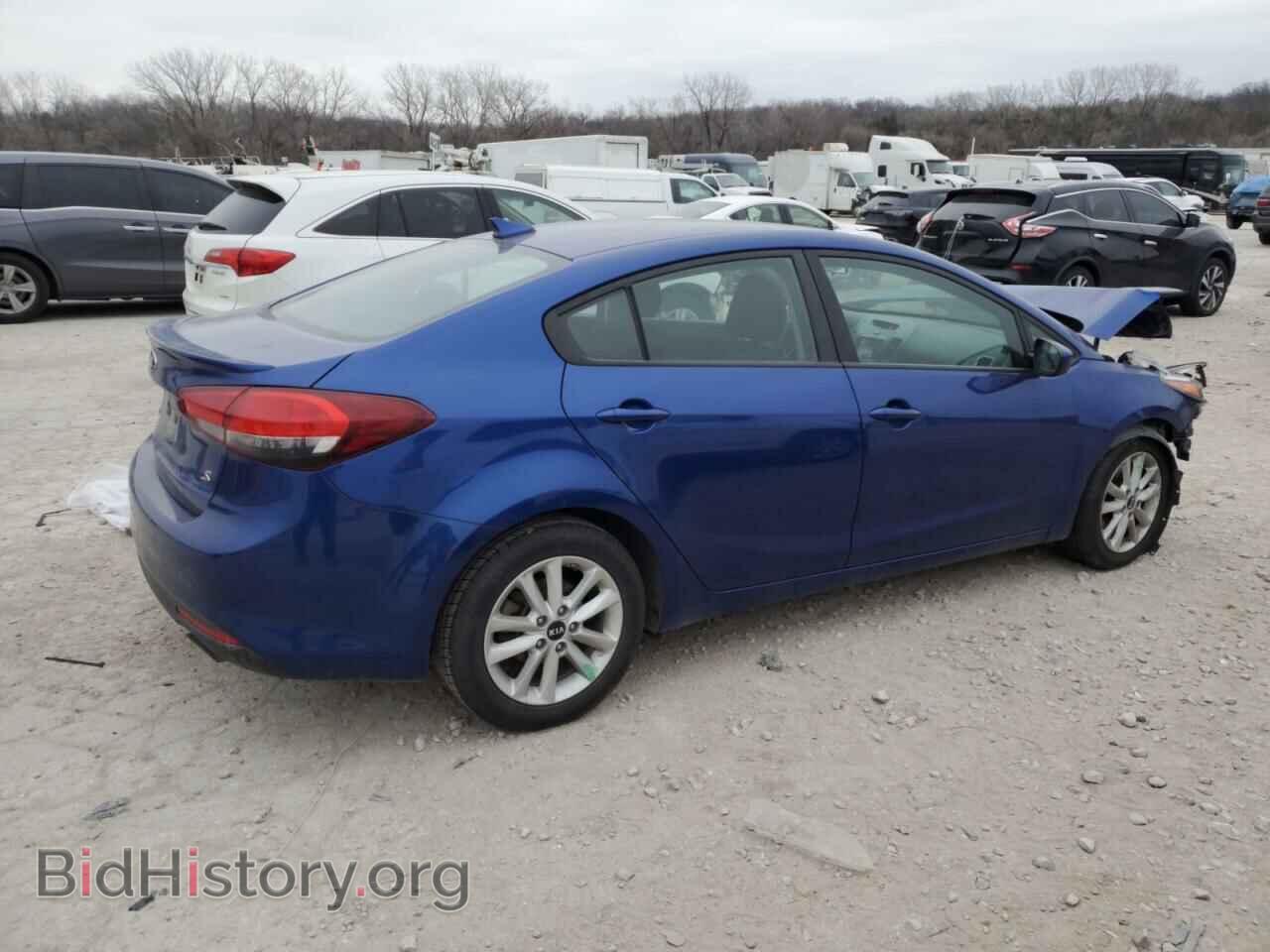 2017 KIA FORTE - VIN: 3KPFL4A70HE061081 - Фото 3