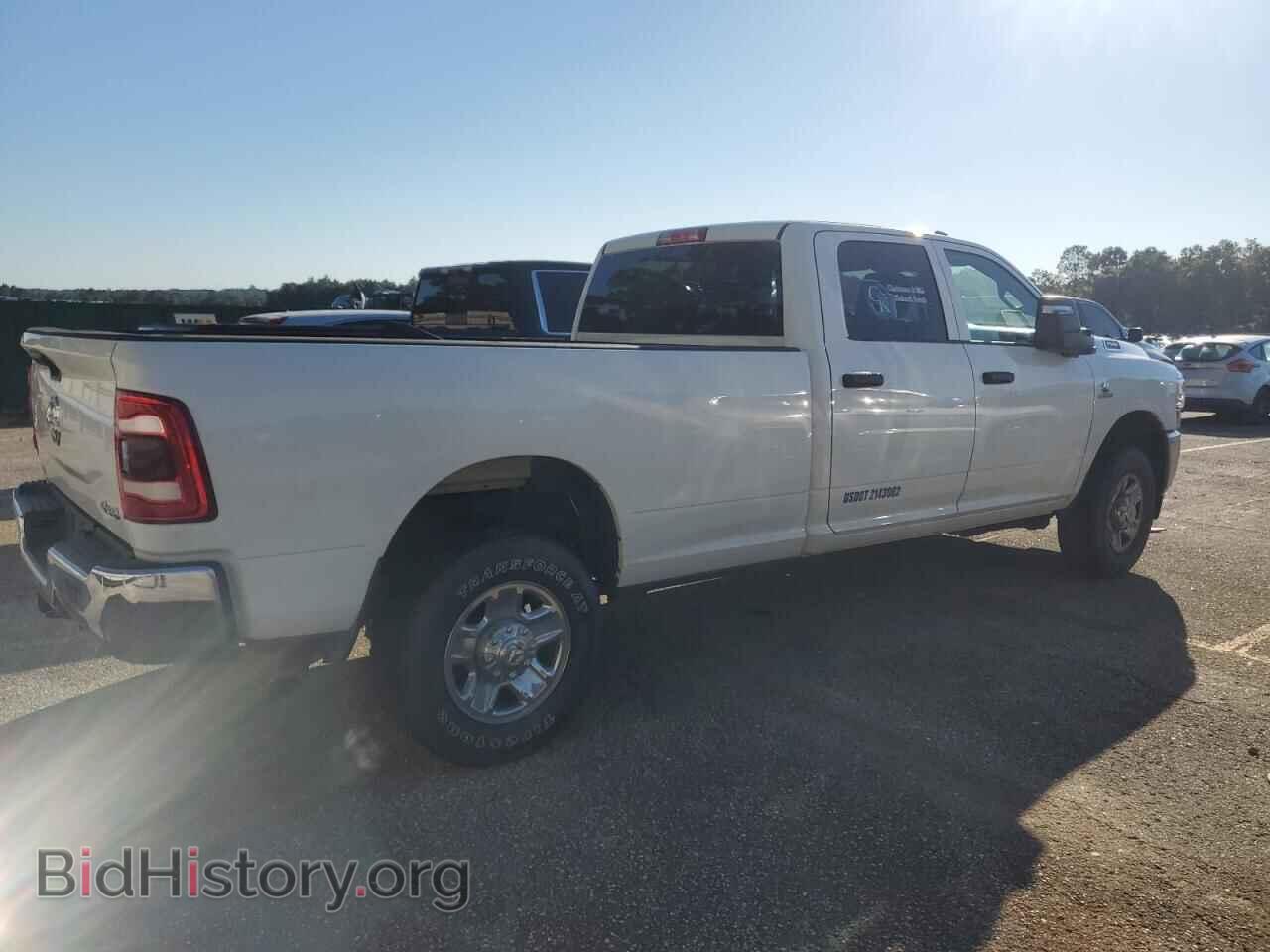 2024 RAM 2500 - VIN: 3C6UR5HL2RG169147 - Фото 3