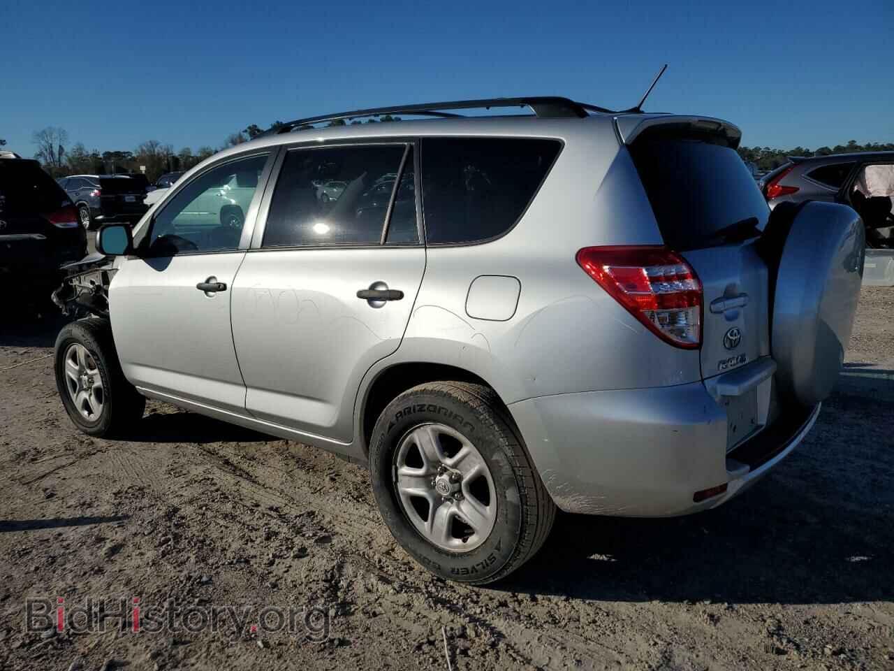 2011 TOYOTA RAV4 - VIN: 2T3BF4DV4BW114456 - Фото 2