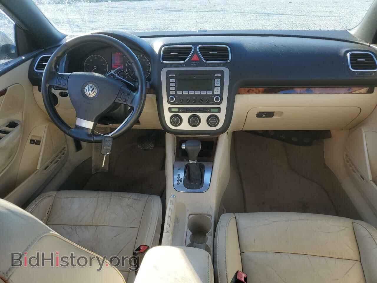 2008 VOLKSWAGEN EOS - VIN: WVWFA71F28V004584 - Фото 8