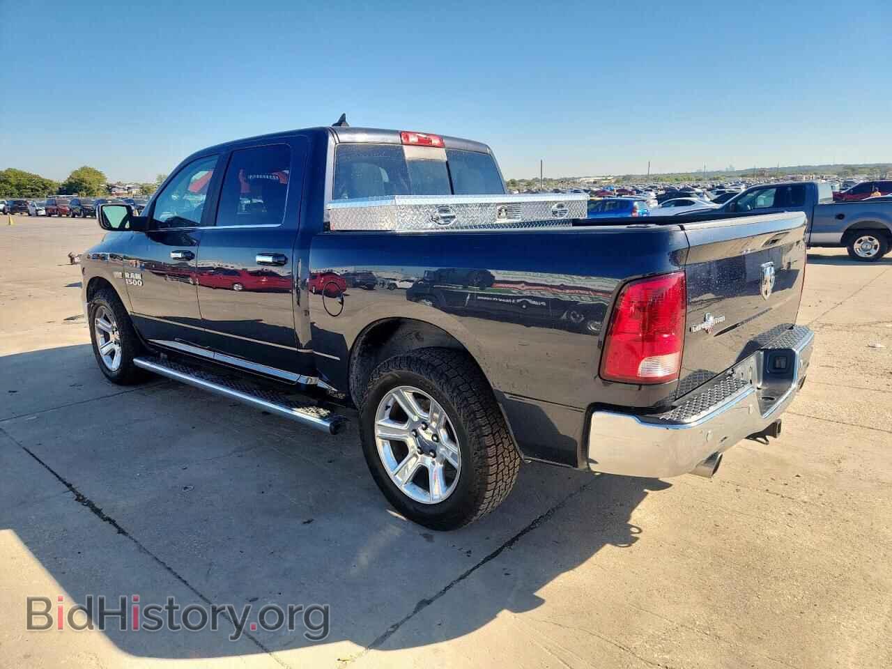 2017 RAM 1500 - VIN: 1C6RR6LT8HS856269 - Photo 2