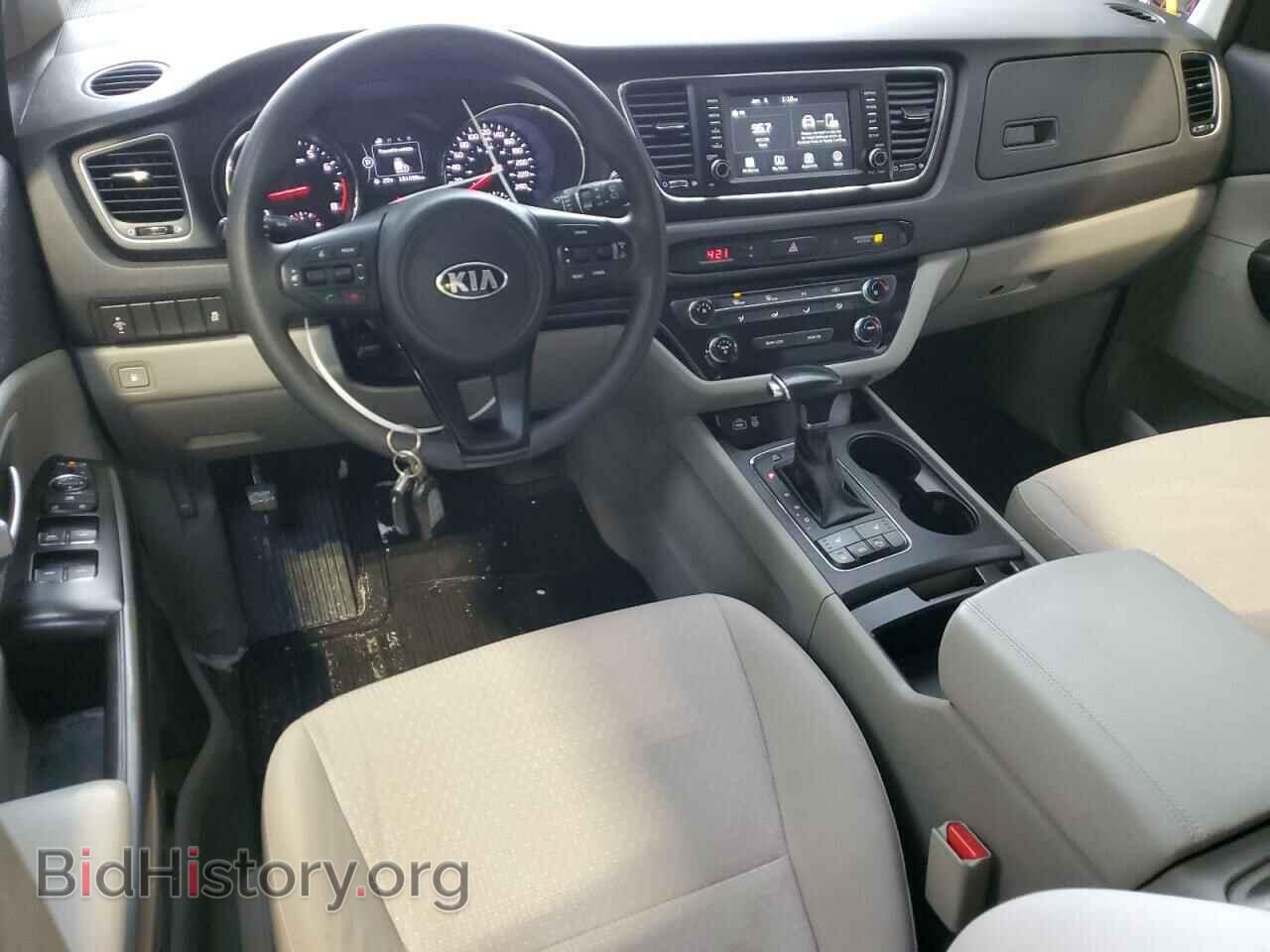 2018 KIA All Models - VIN: KNDMB5C19J6388034 - Фото 8