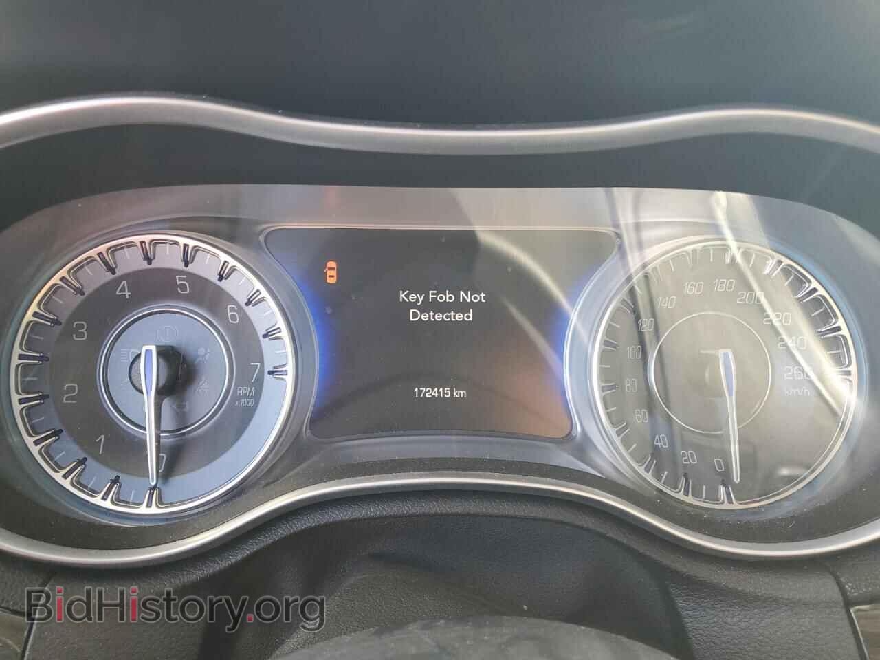 2015 CHRYSLER 300 - VIN: 2C3CCARG3FH749815 - Фото 9
