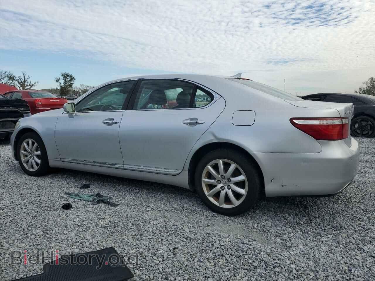 2007 LEXUS LS460 - VIN: JTHGL46FX75004898 - Photo 2