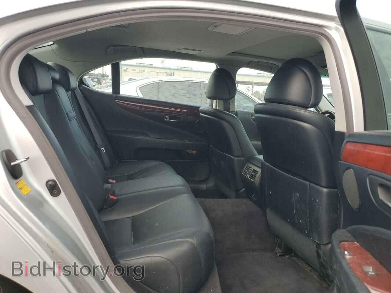 2007 LEXUS LS460 - VIN: JTHGL46FX75004898 - Photo 10