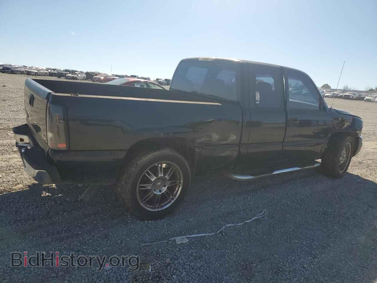 2005 GMC SIERRA - VIN: 1GTEC19X35Z243940 - Фото 3