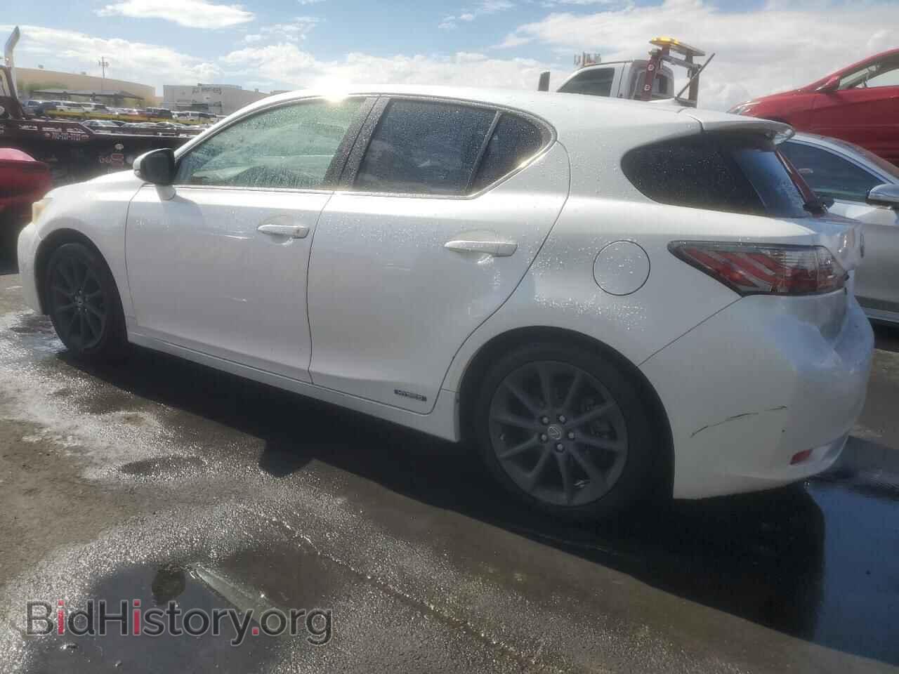 2012 LEXUS CT 200 - VIN: JTHKD5BH2C2094581 - Photo 2