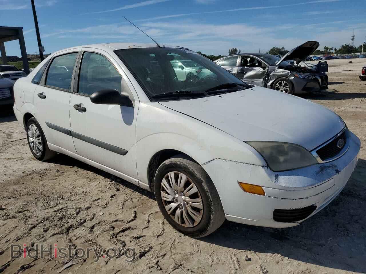 2007 FORD FOCUS - VIN: 1FAFP34N67W176979 - Фото 4