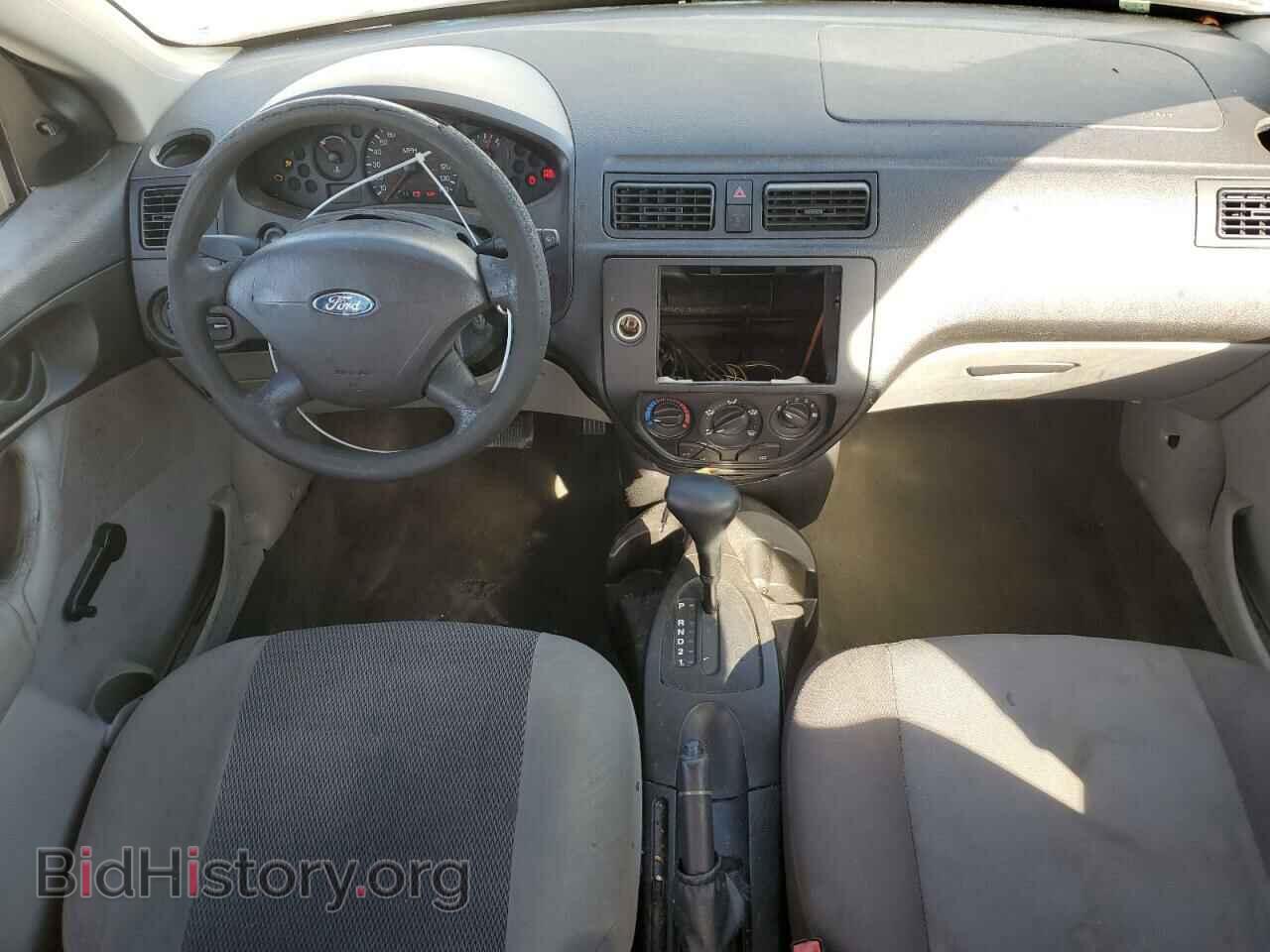 2007 FORD FOCUS - VIN: 1FAFP34N67W176979 - Фото 8