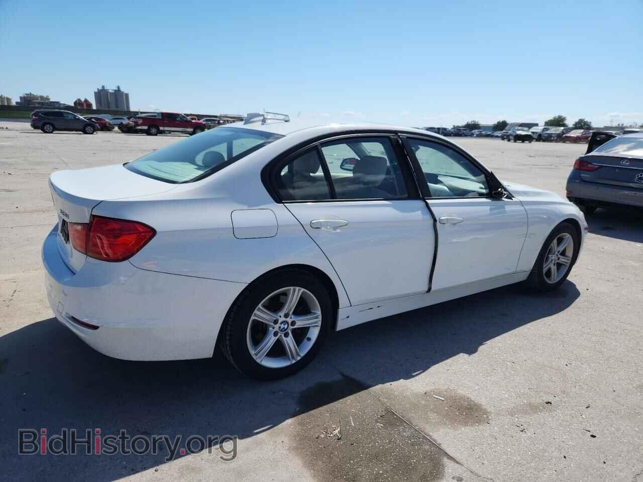 2012 BMW 3 SERIES - VIN: WBA3A5C54CF258132 - Фото 3