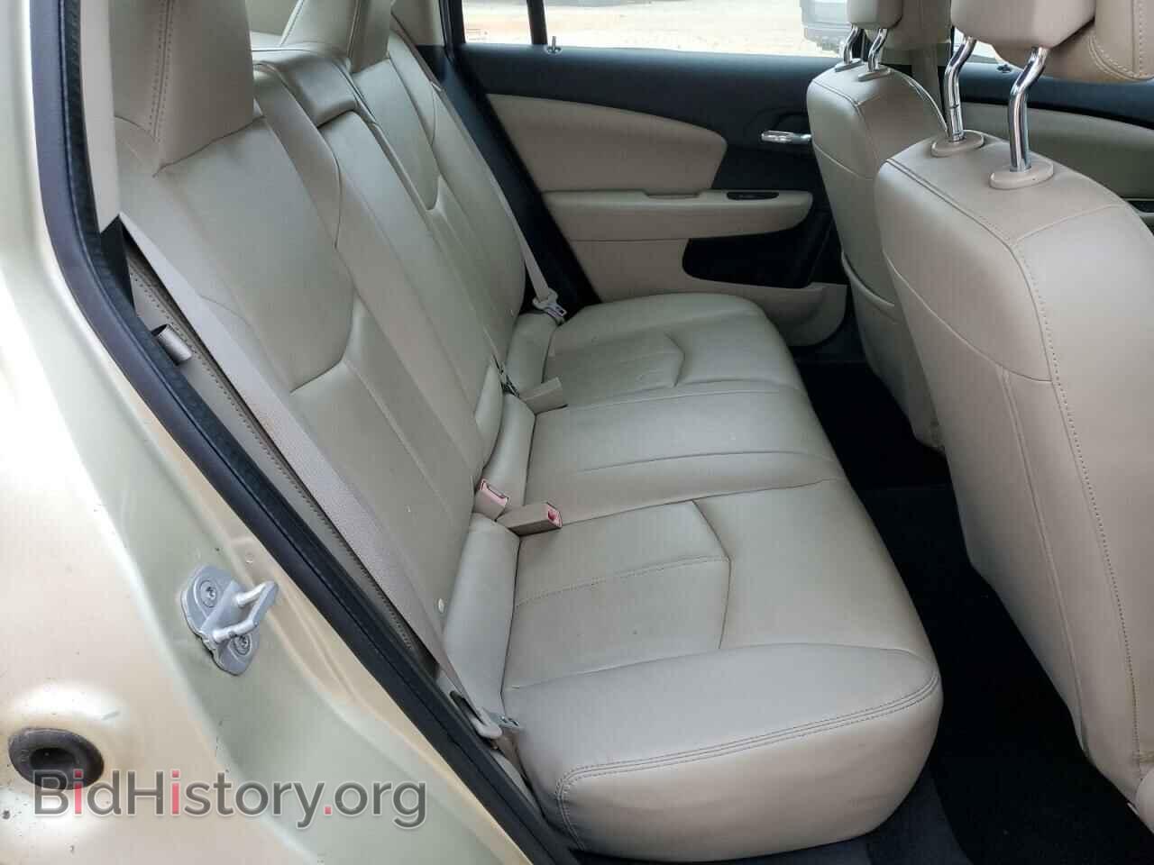 2011 CHRYSLER 200 - VIN: 1C3BC2FG6BN520455 - Фото 10