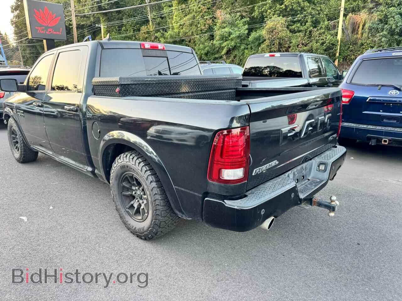 2018 RAM 1500 - VIN: 1C6RR7YT3JS199417 - Фото 3