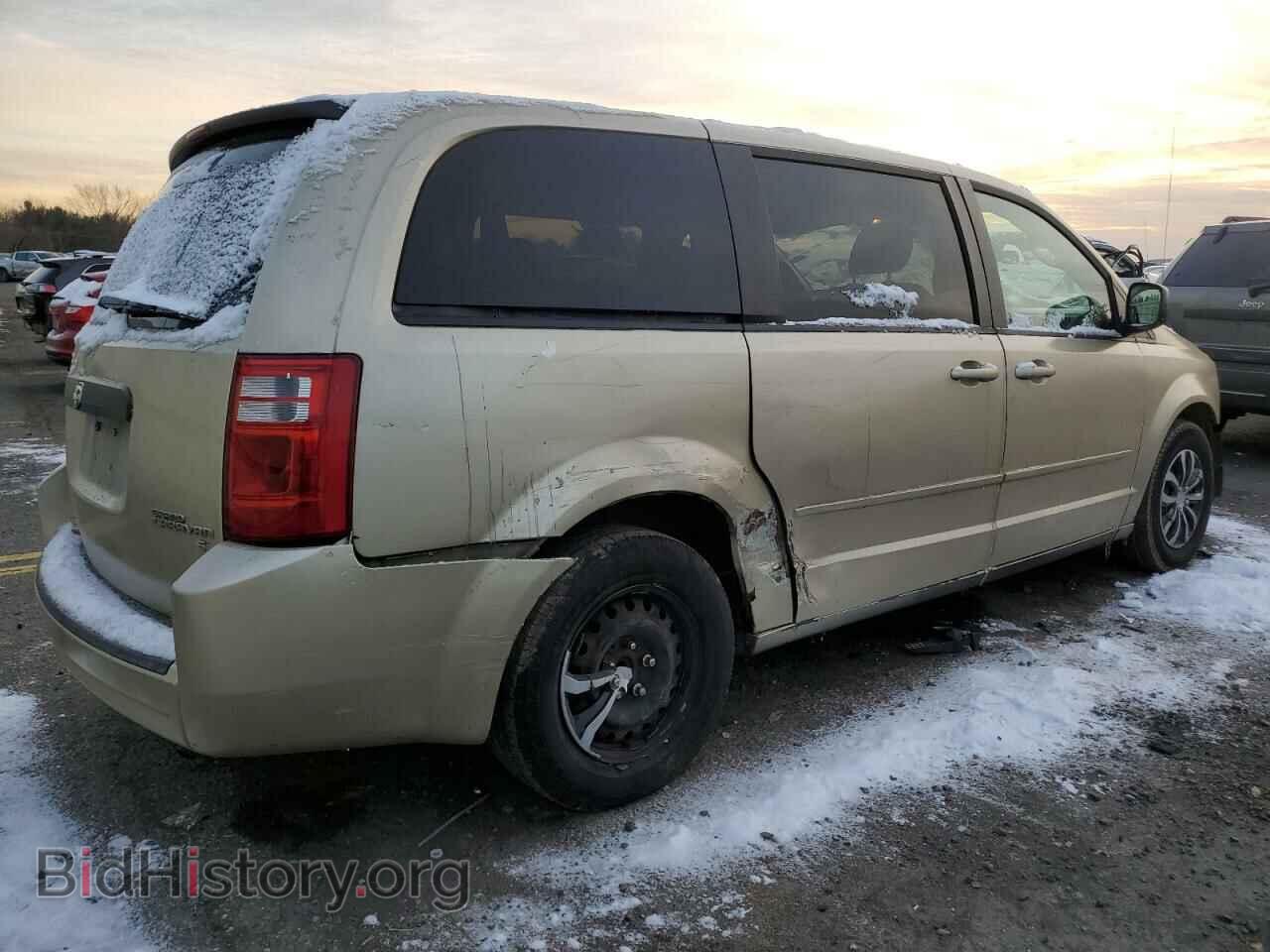 2010 DODGE All Models - VIN: 2D4RN4DE5AR259809 - Photo 3