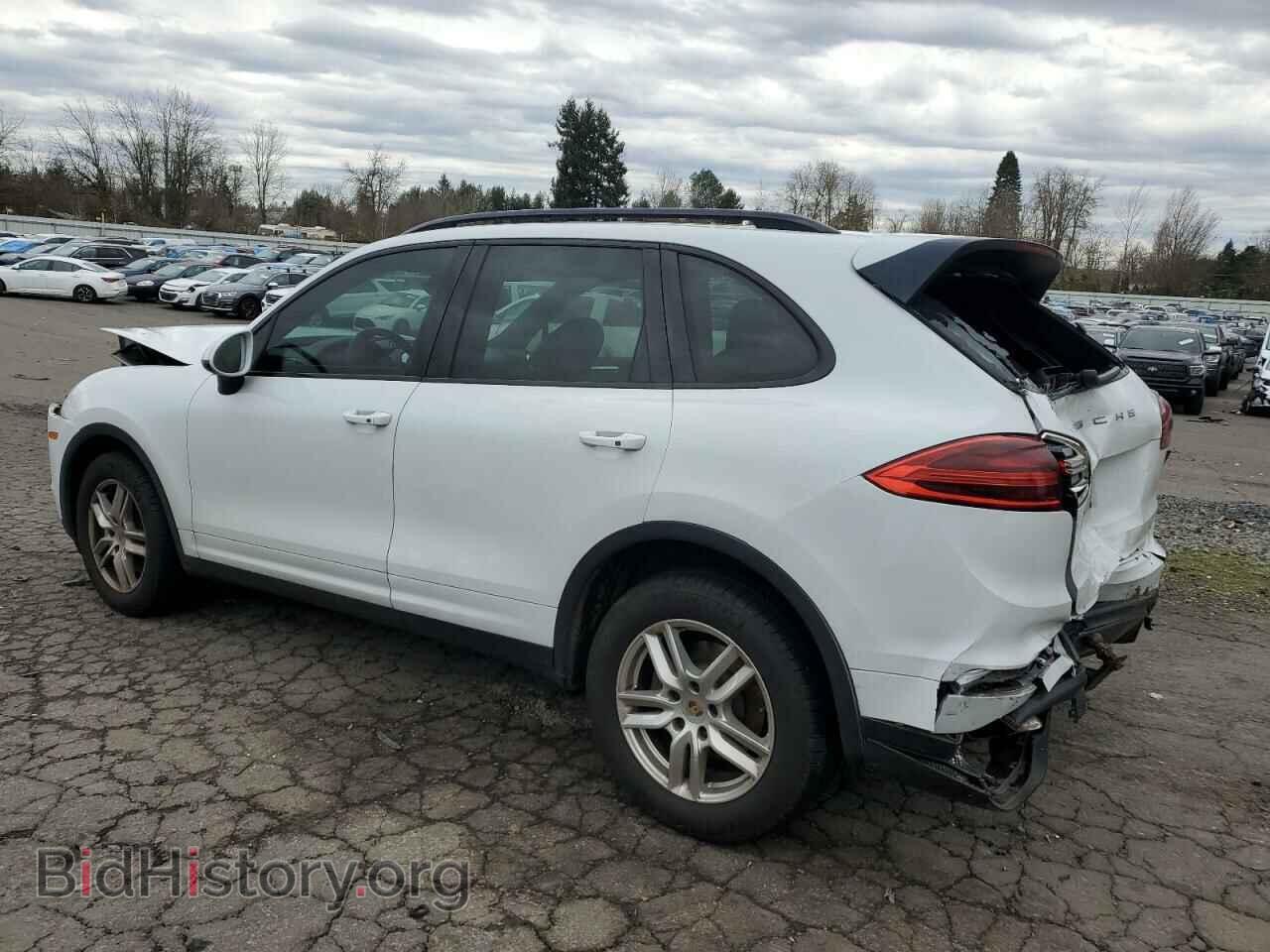 2016 PORSCHE CAYENNE - VIN: WP1AA2A26GLA02047 - Фото 2