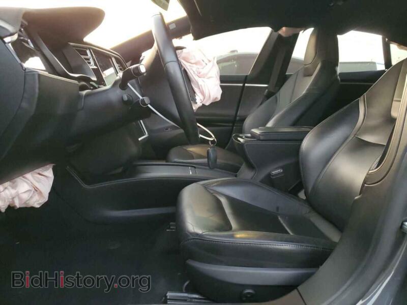 2016 Tesla MODEL S (VIN 5YJSA1E19GF160886) — фото 7 из 13