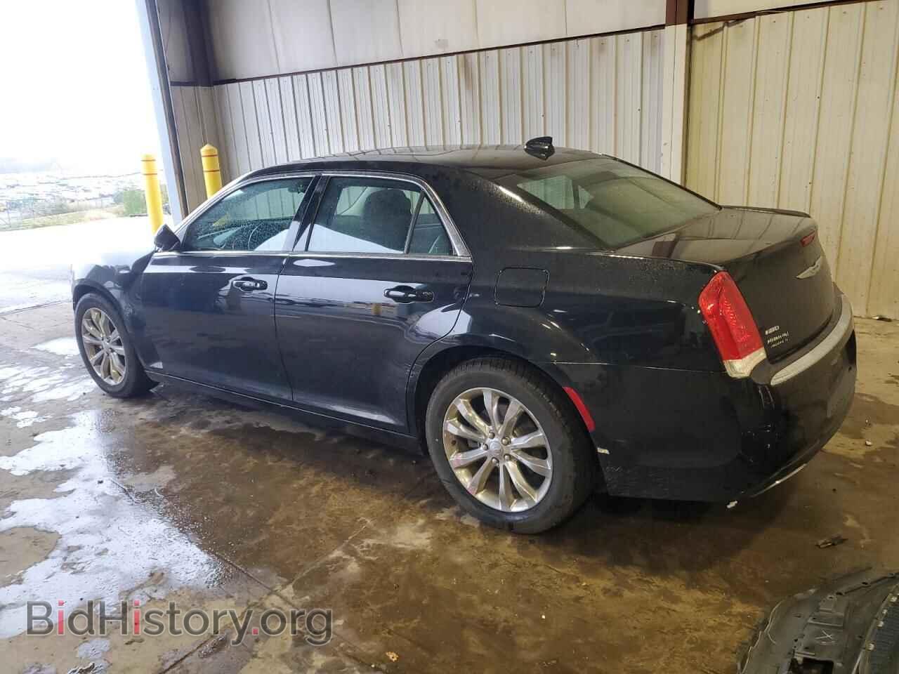 2015 CHRYSLER 300 - VIN: 2C3CCARG0FH803619 - Фото 2