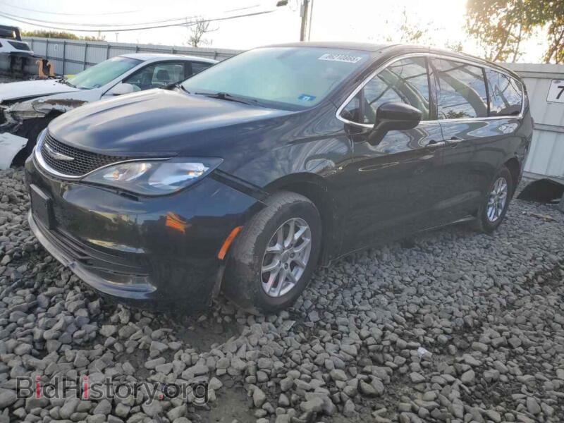 2017 Chrysler PACIFICA LX (VIN 2C4RC1CG6HR703701) — photo 1 of 13, Copart, damage: rear end