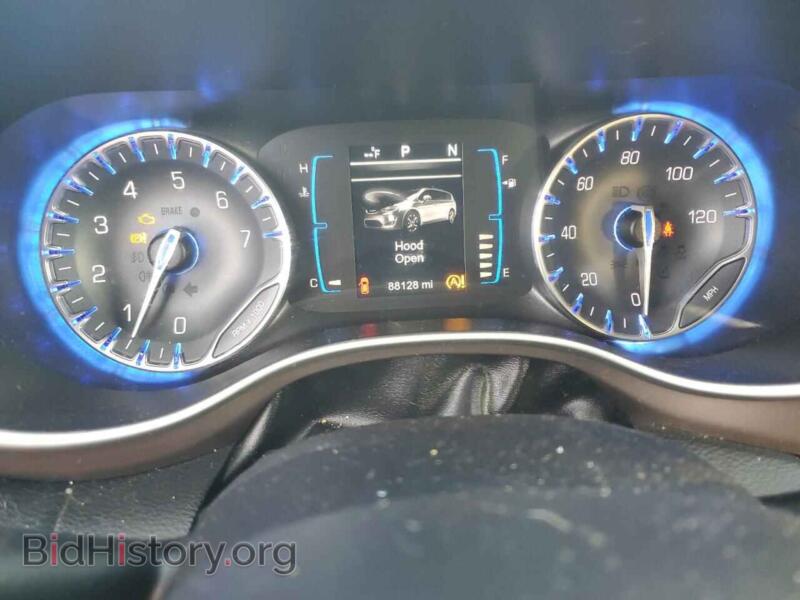 2017 Chrysler PACIFICA (VIN 2C4RC1CG6HR703701) — photo 9 of 13