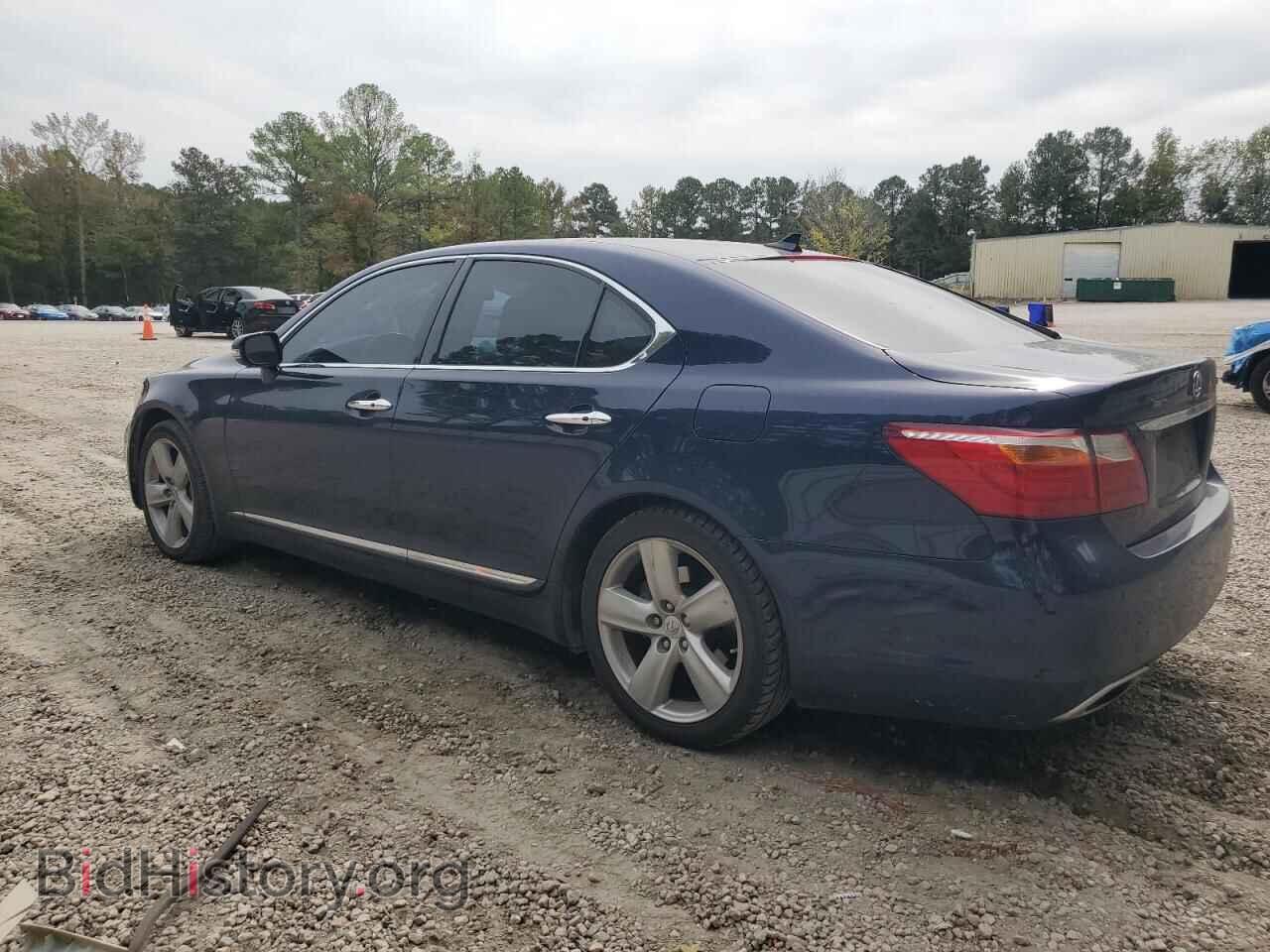 2012 LEXUS LS460 - VIN: JTHBL5EF6C5113161 - Photo 2